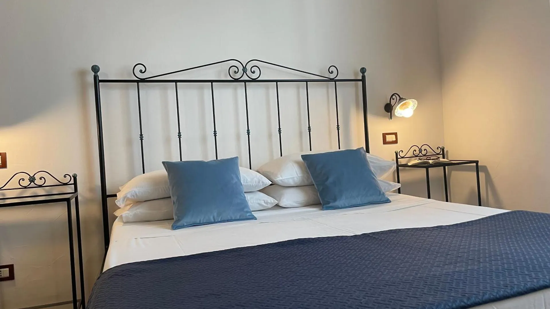 Frühstückspension Ai Dammusi Rooms San Vito Lo Capo